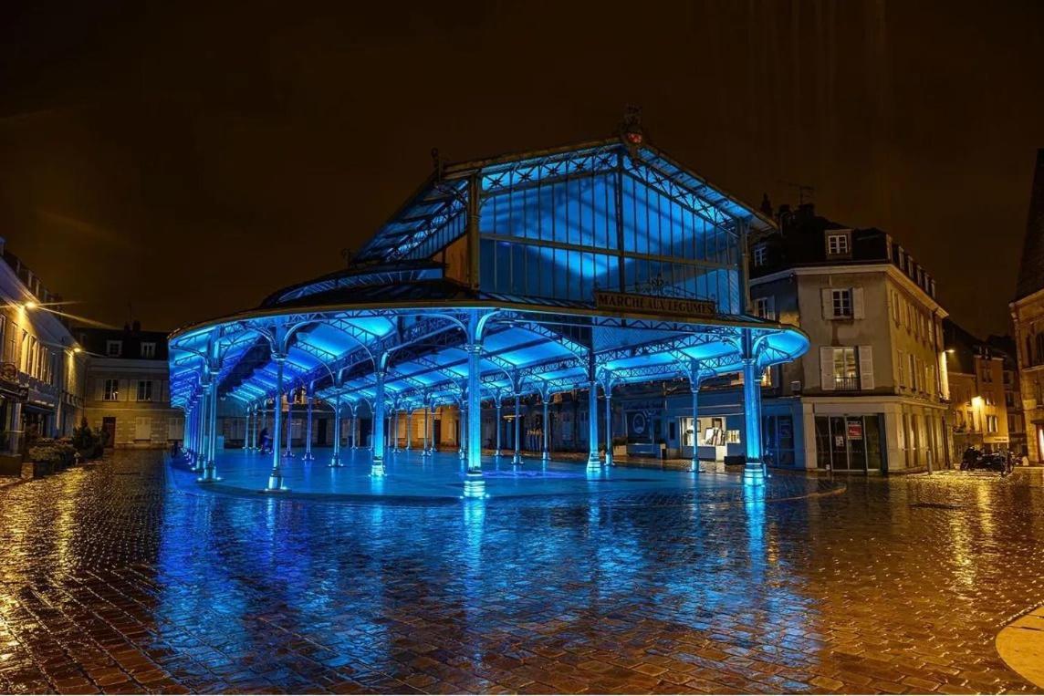 En Mode Cinema! Hyper Centre Ville Avec Terrasse Chartres Szoba fotó
